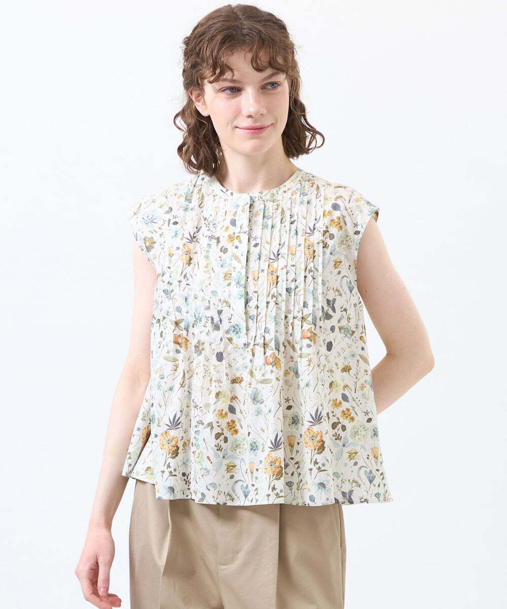 リバティプリントピンタックフレアブラウス入荷