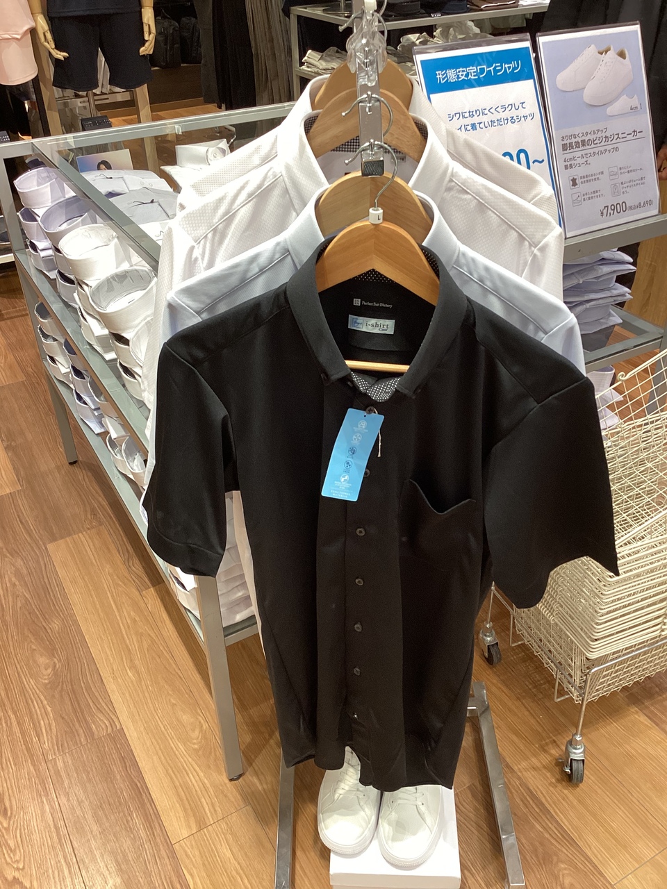 涼しい半袖ノーアイロンシャツ揃いました！