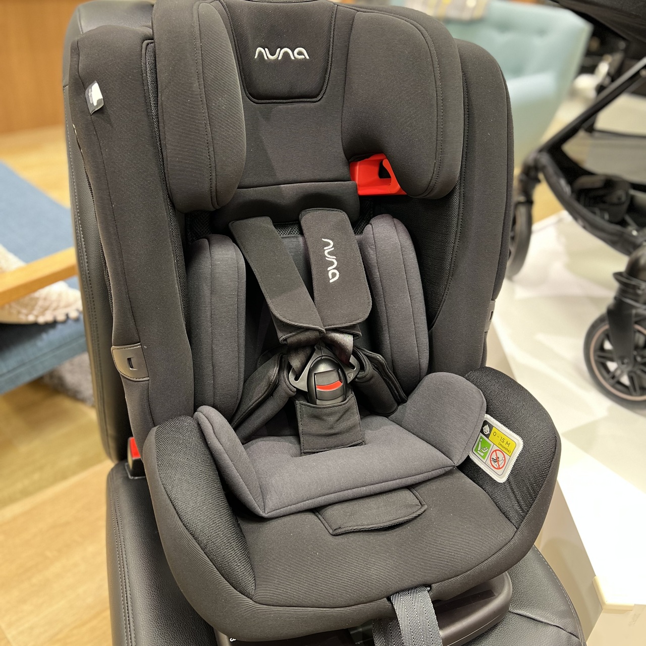 カトージ」R129適合のジュニアシートnuna「myti」 | キッズ | ショップ 